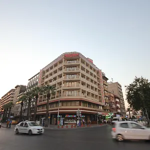 https://grand-corner-boutique-hotel.hotelsofizmir.com